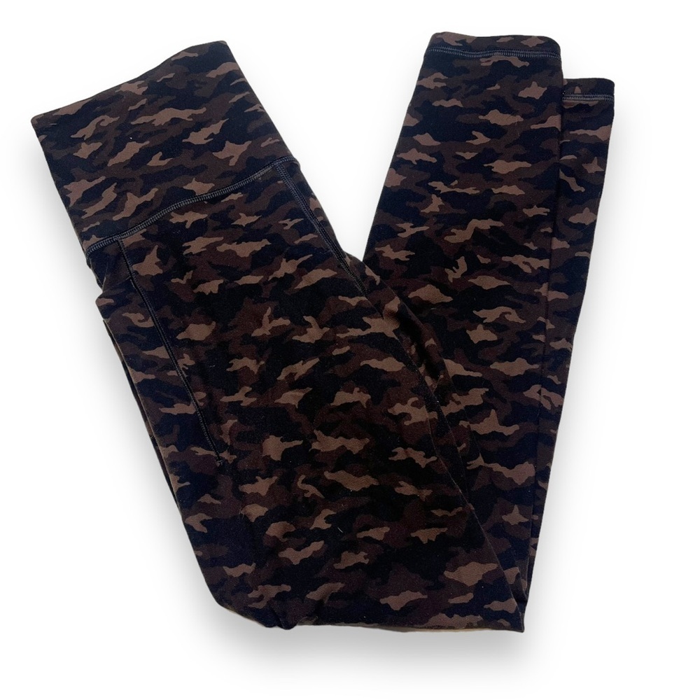 Athleta Salutation Stash Pocket II 7/8 Tight, Walnut Brown SIZE XS Camoflauge